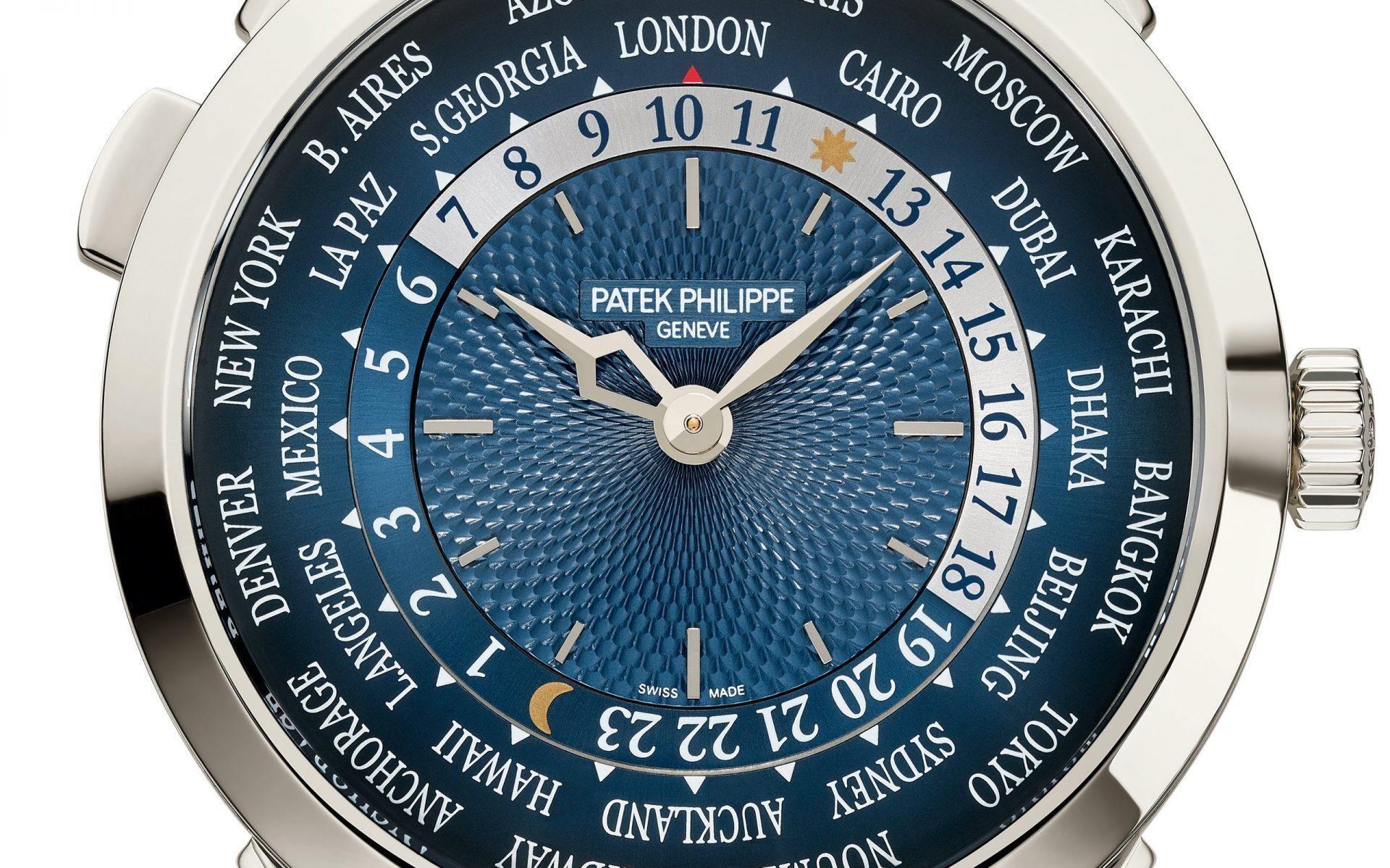 Patek Philippe Complications 5230