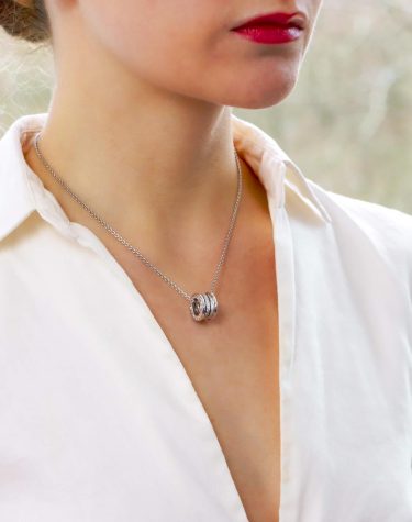 Подвеска с бриллиантами Bvlgari B.zero 1