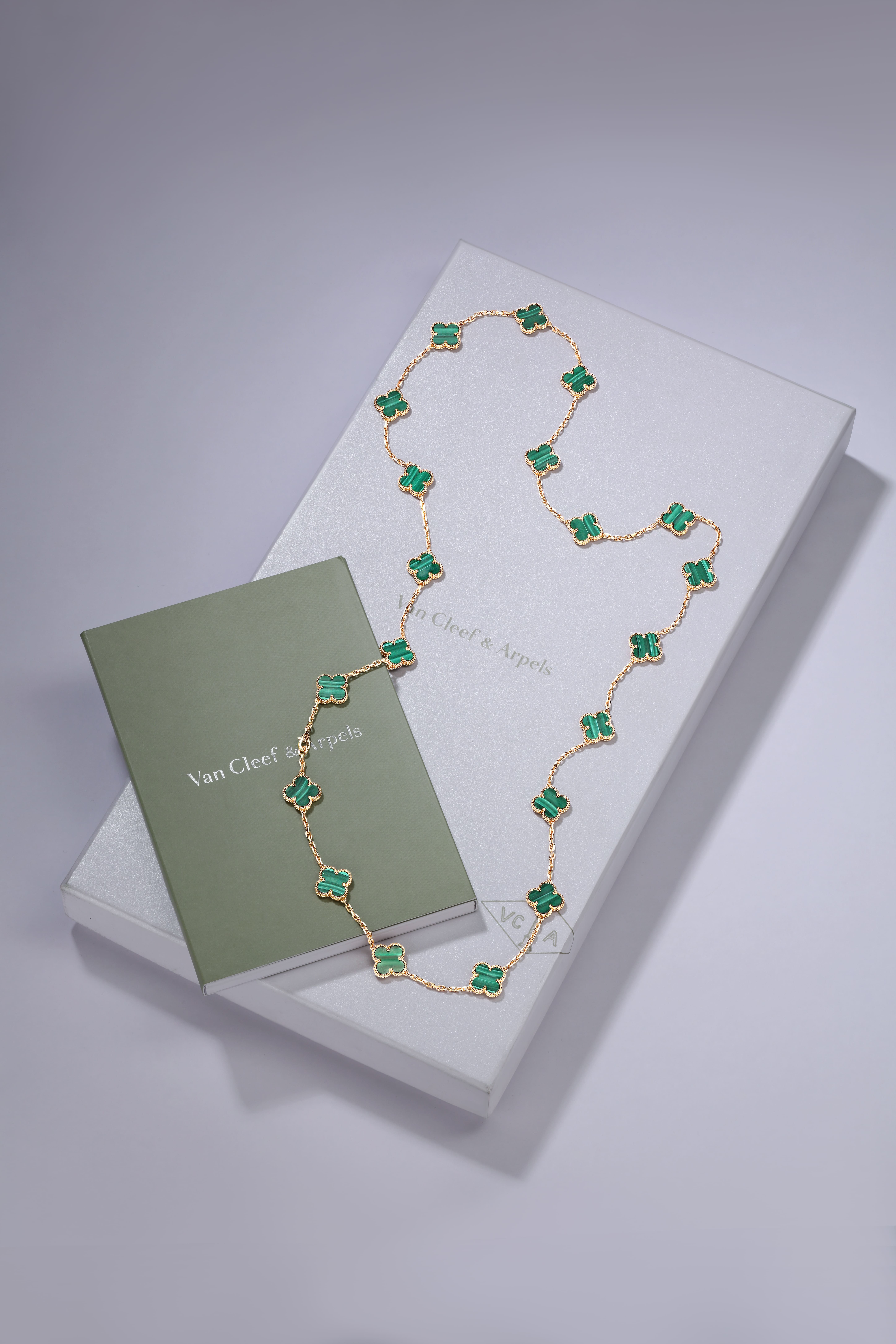 VAN CLEEF & ARPELS VINTAGE ALHAMBRA LONG NECKLACE 20 MOTIFS