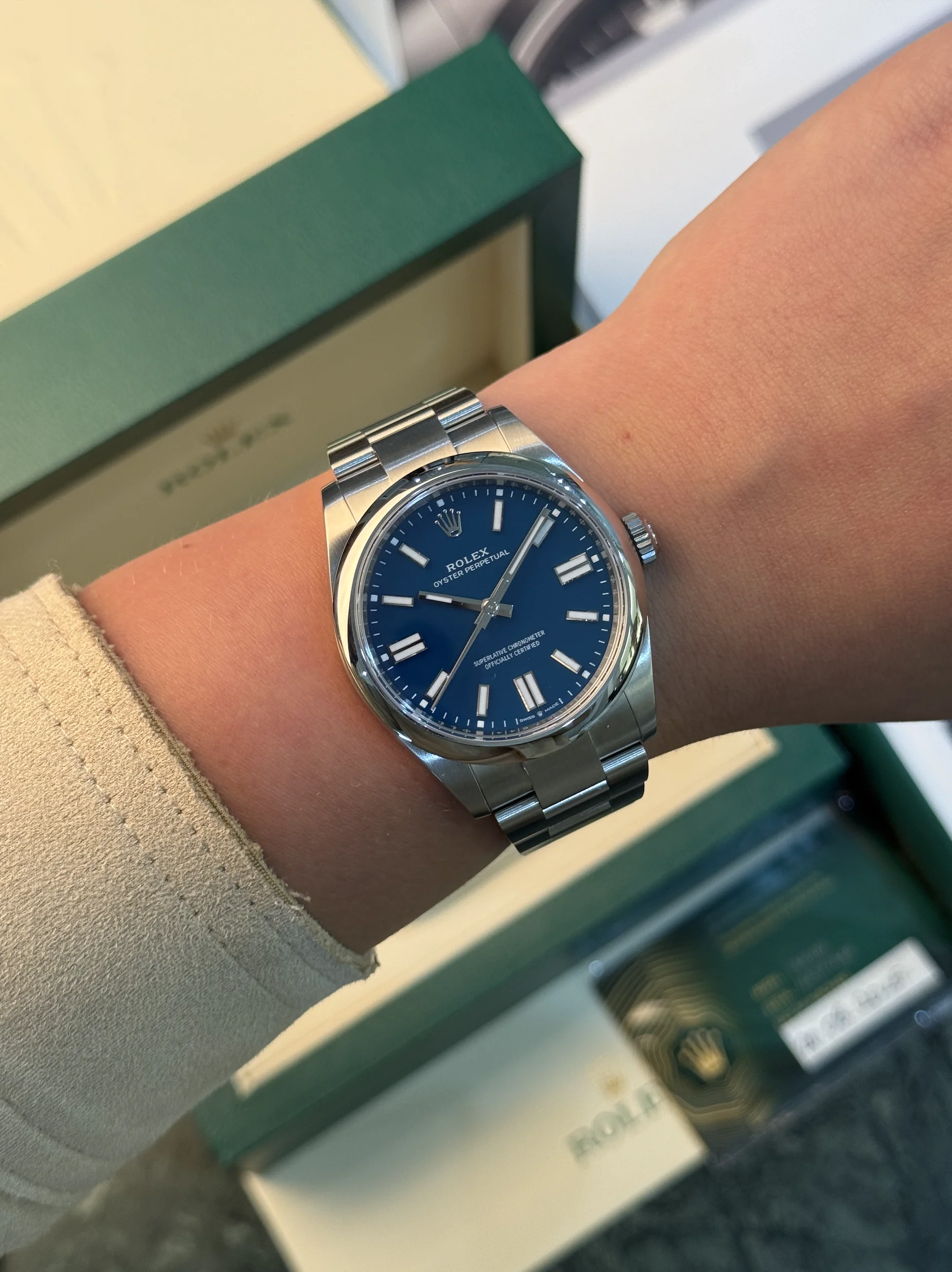 ROLEX OYSTER PERPETUAL 41MM STEEL